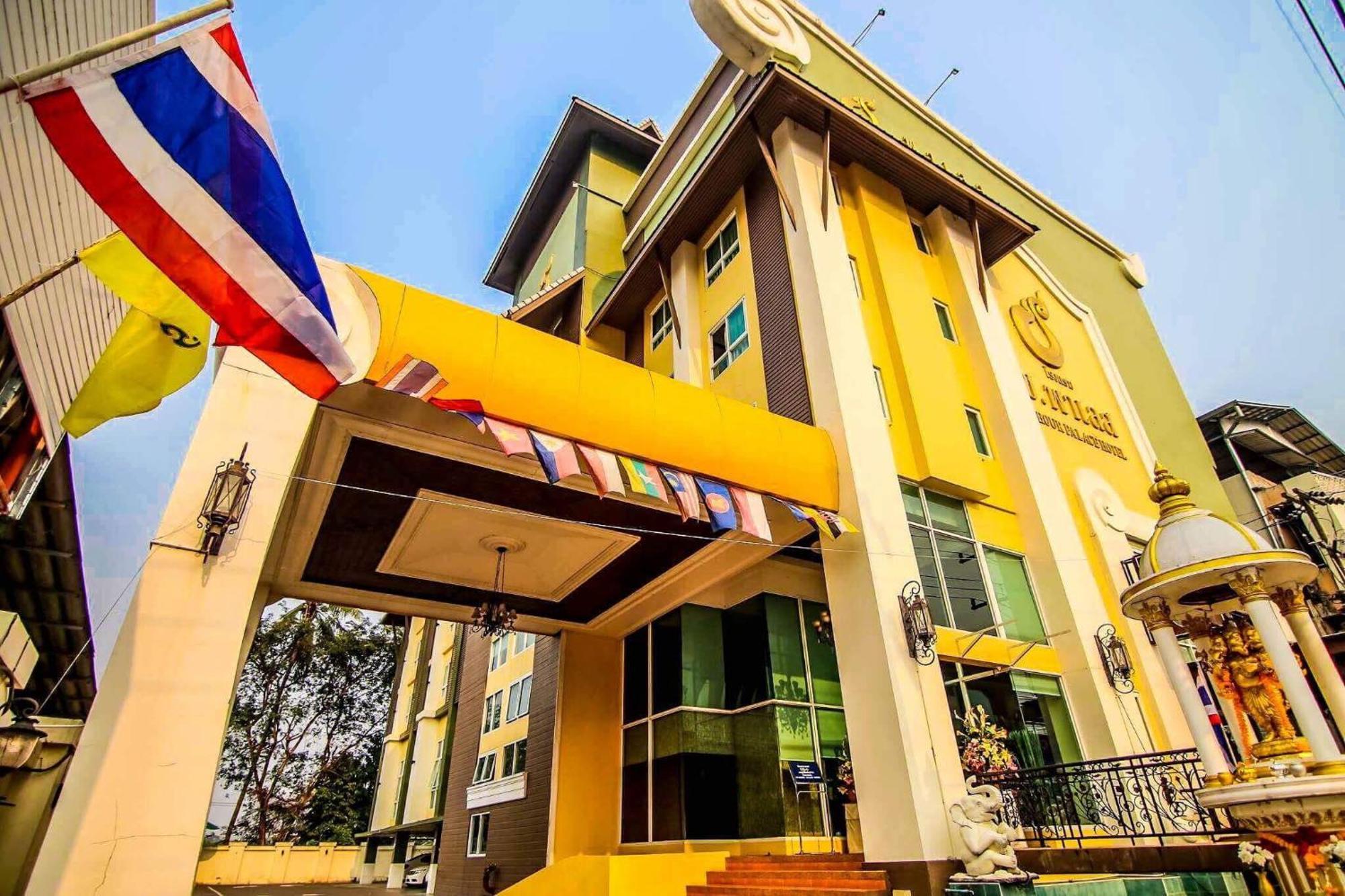 Chour Palace Hotel Mae Sai Exteriör bild